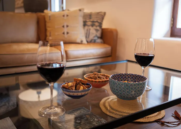 Pinon Court By La Fonda