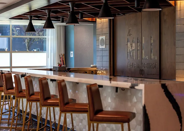 River'S Edge Hotel Portland, Tapestry Collection By Hilton