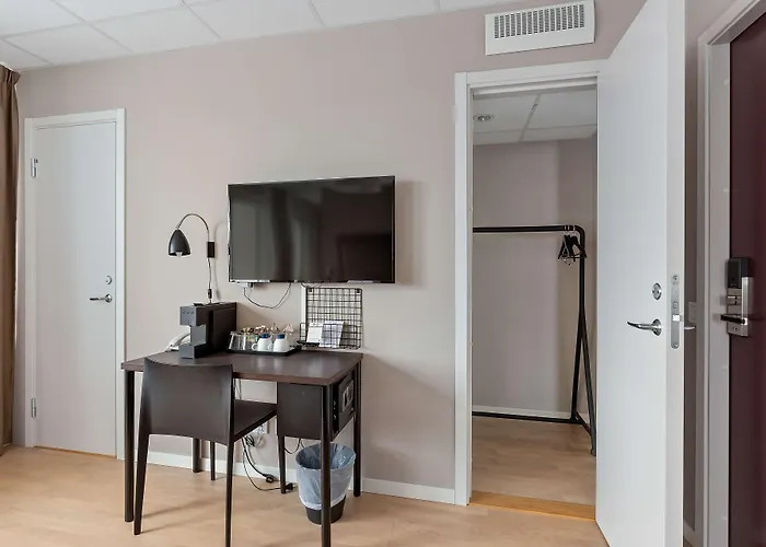 Best Western Plus Park Airport Hotel