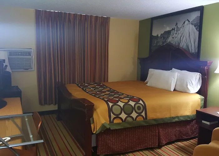 Super 8 By Wyndham Minot Airport