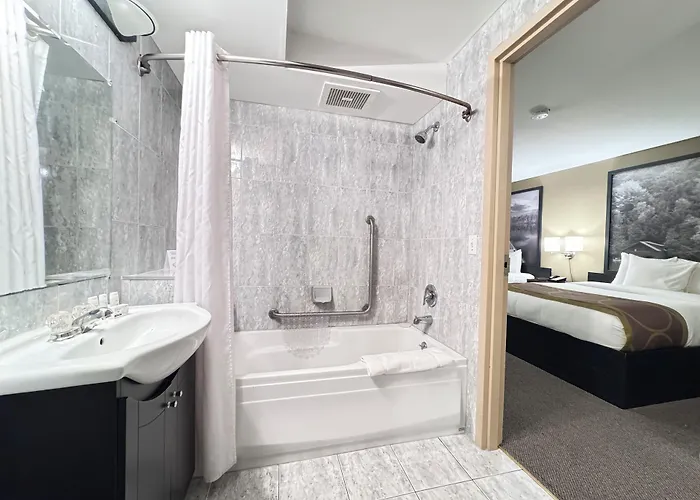 Super 8 By Wyndham Guelph