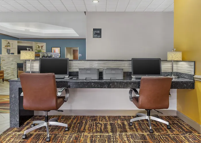 Best Western Plus Suites Greenville