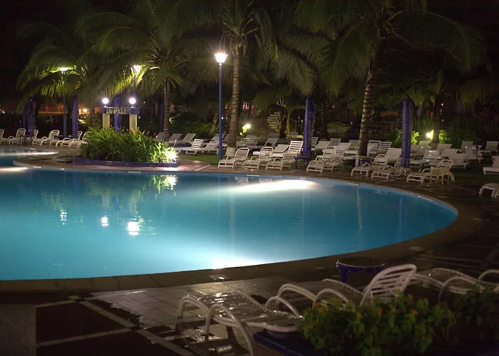 La Palm Royal Beach Hotel