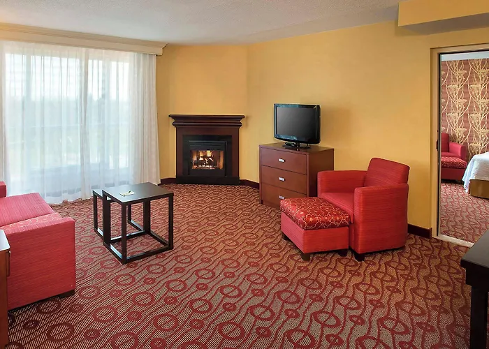 Courtyard By Marriott Niagara Falls