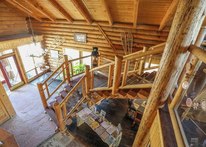 The Boulder Creek Lodge