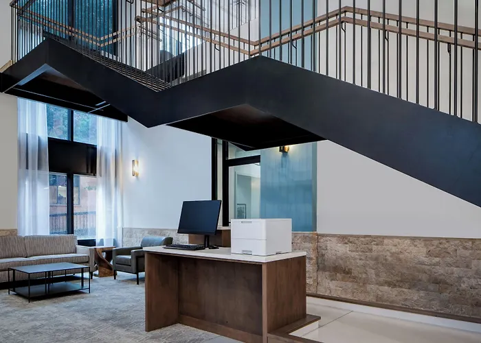 Springhill Suites By Marriott Dallas Downtown / West End