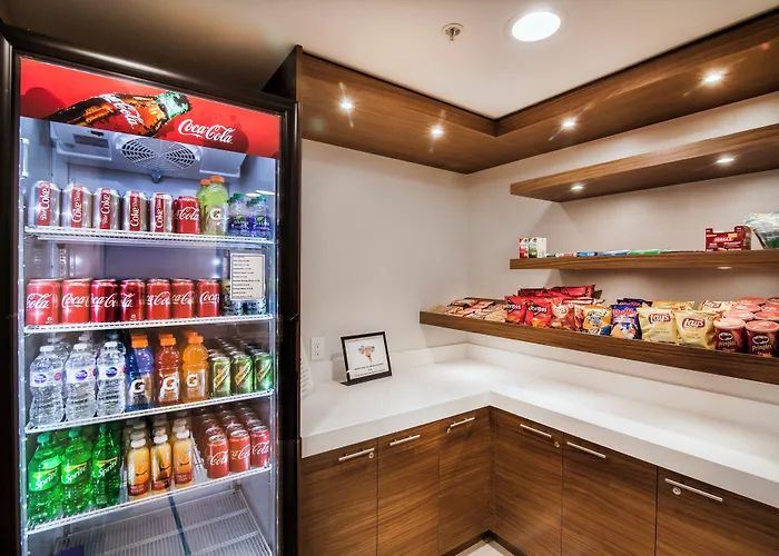 Holiday Inn Express & Suites Langley By Ihg
