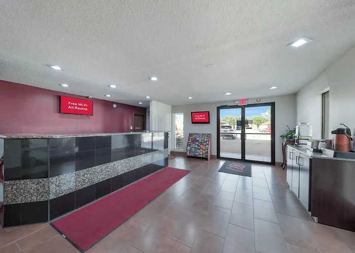 Red Roof Inn & Suites Denton