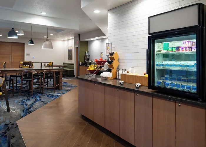 Fairfield Inn And Suites Beloit