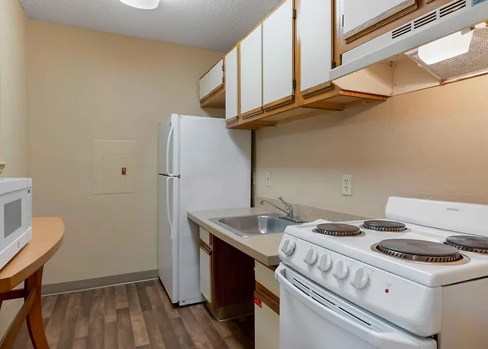 Extended Stay America Suites - Evansville - East