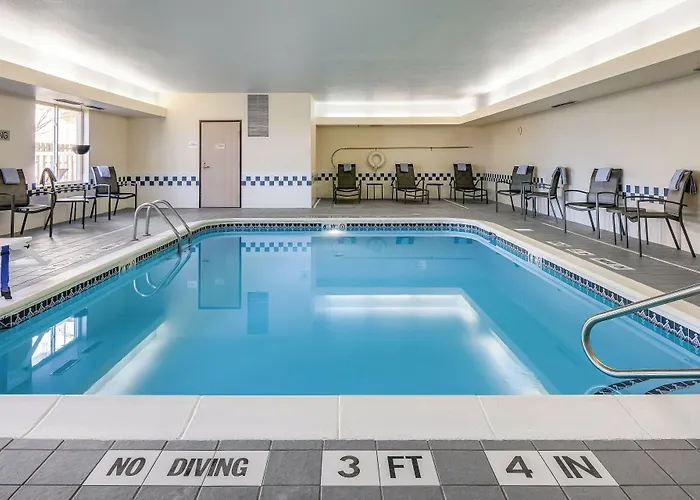 Fairfield Inn & Suites Kansas City Airport