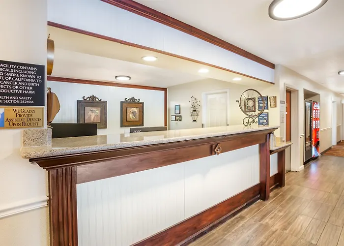 Best Western Luxury Inn