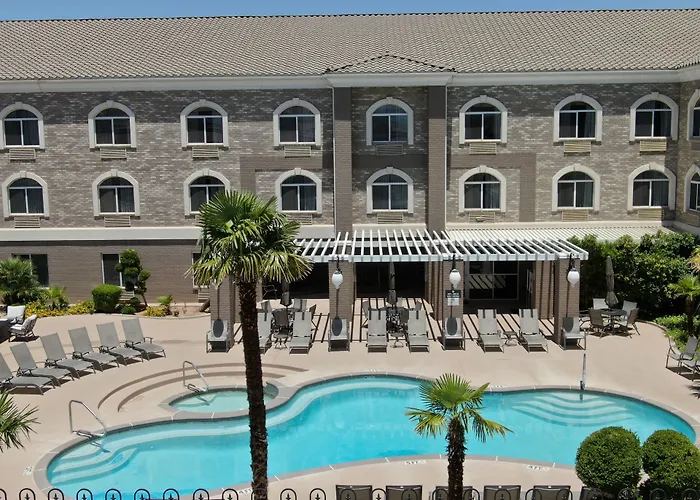 Best Western Plus Abbey Inn