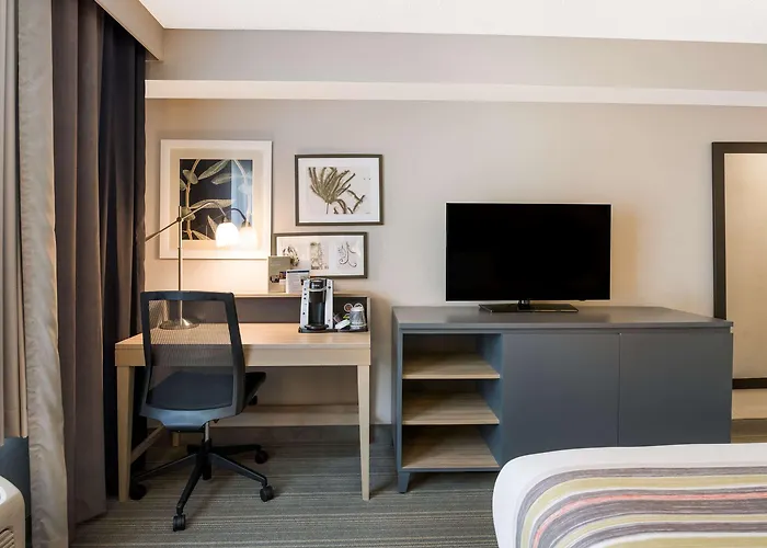 Country Inn & Suites By Radisson, Wichita East, Ks