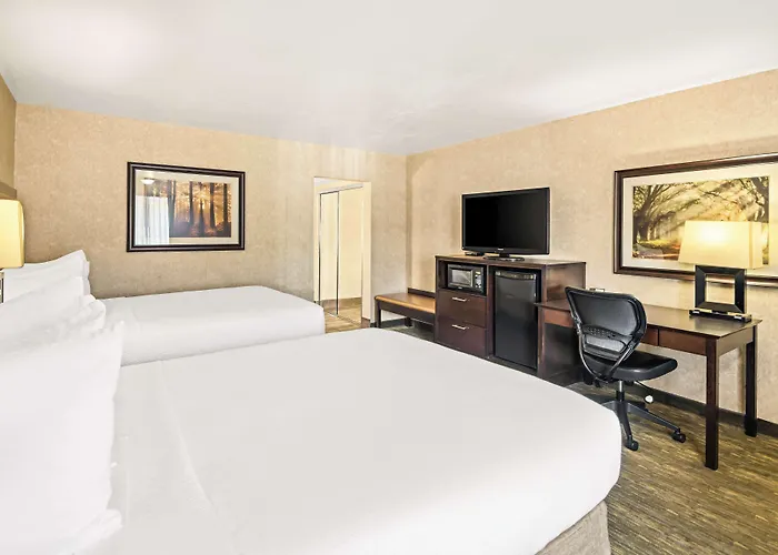 Best Western Coral Hills
