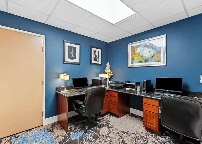 Best Western Cascadia Inn