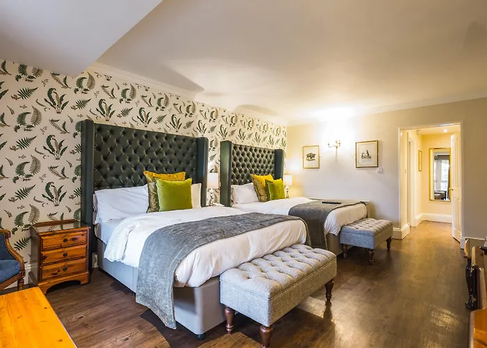 New House Country Hotel
