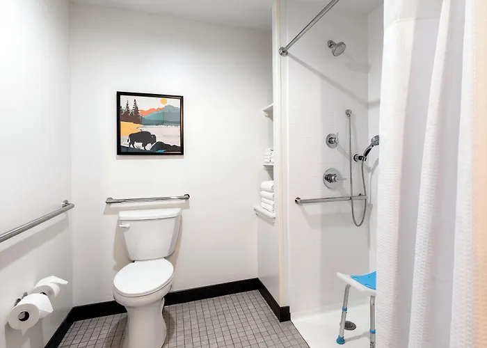Gray Wolf Inn & Suites