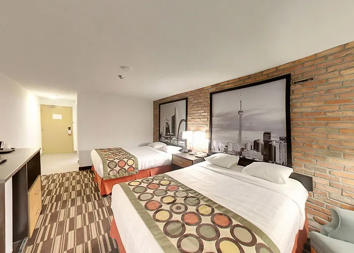 Super 8 By Wyndham Sudbury On