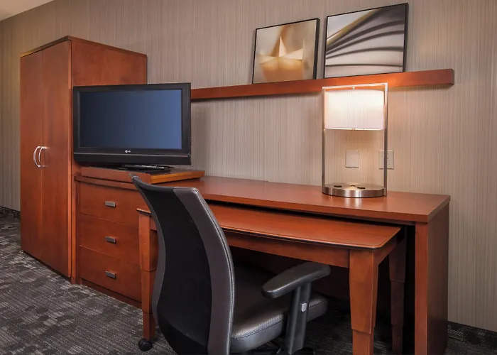 Courtyard By Marriott Dulles Airport Chantilly