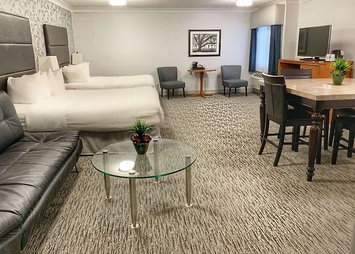 Best Western Plus Regency Inn And Conference Centre