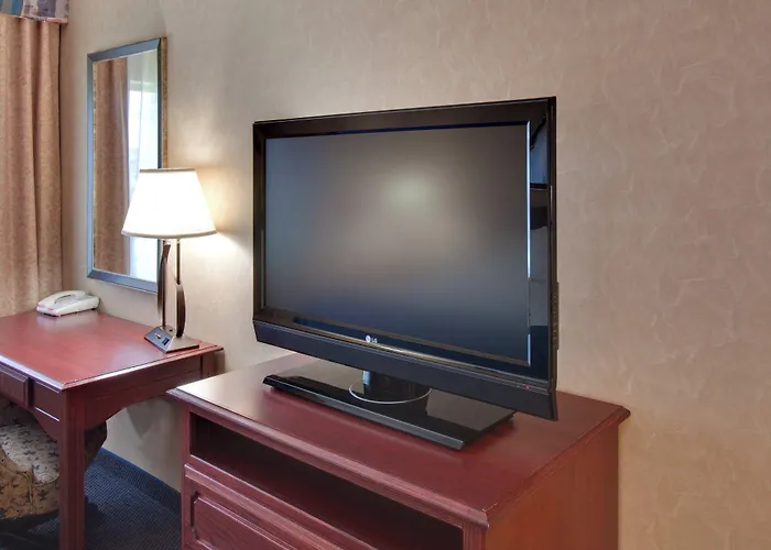 Holiday Inn Express Jamestown By Ihg