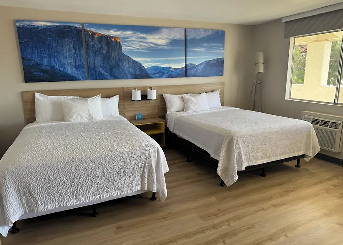 Days Inn By Wyndham Ridgecrest Near China Lake Naval Station