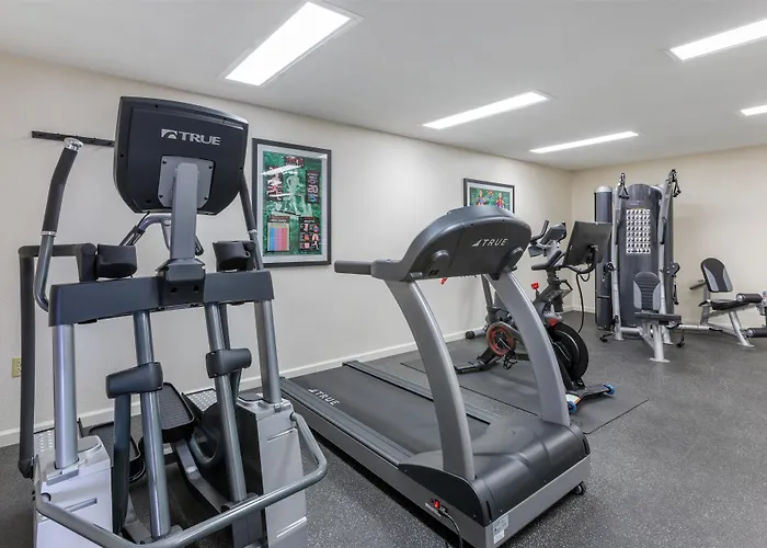 Best Western Plus A Wayfarer'S Inn & Suites
