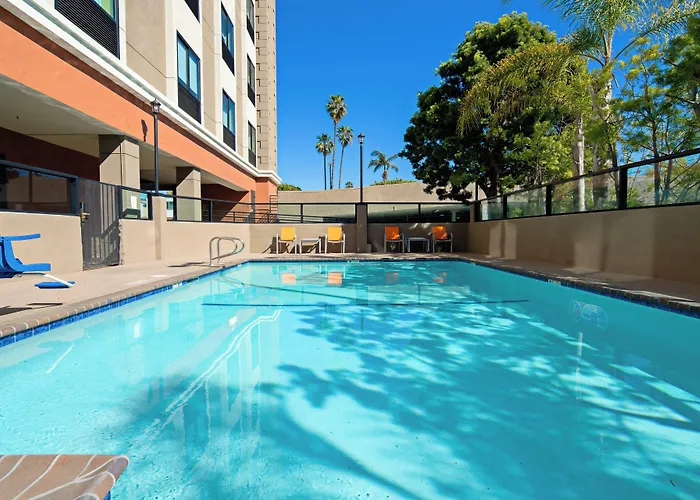 Holiday Inn Express Los Angeles Lax Airport By Ihg