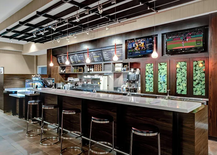 Courtyard By Marriott St. Cloud