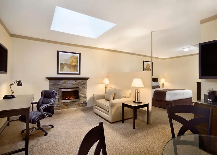 Days Inn & Suites By Wyndham Sault Ste. Marie On