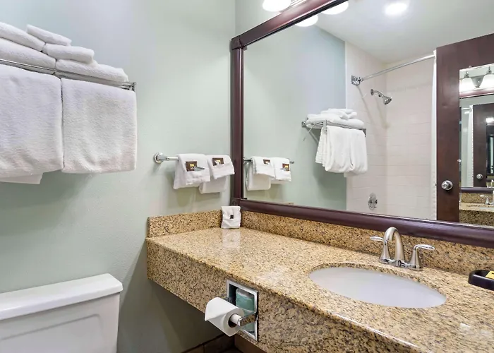 Best Western Plus Ahtanum Inn