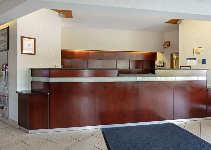 Best Western Plus Reading Inn & Suites