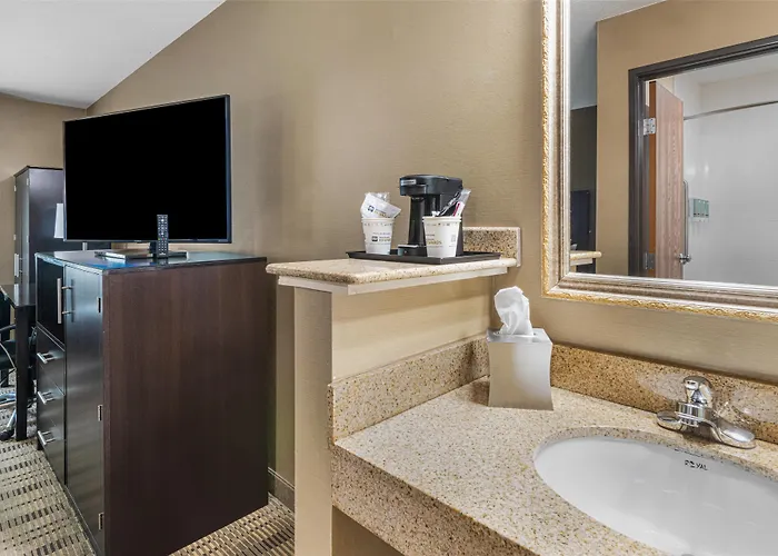 Best Western Providence Warwick Airport Inn