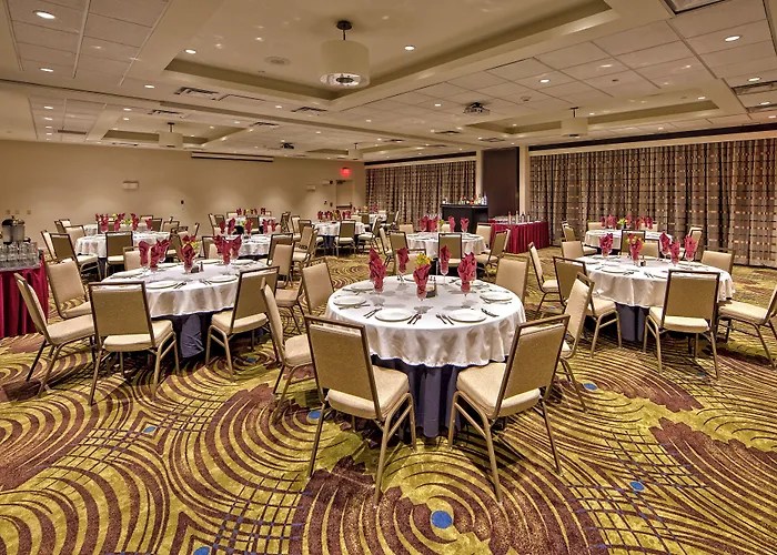 Holiday Inn & Suites Tupelo North By Ihg
