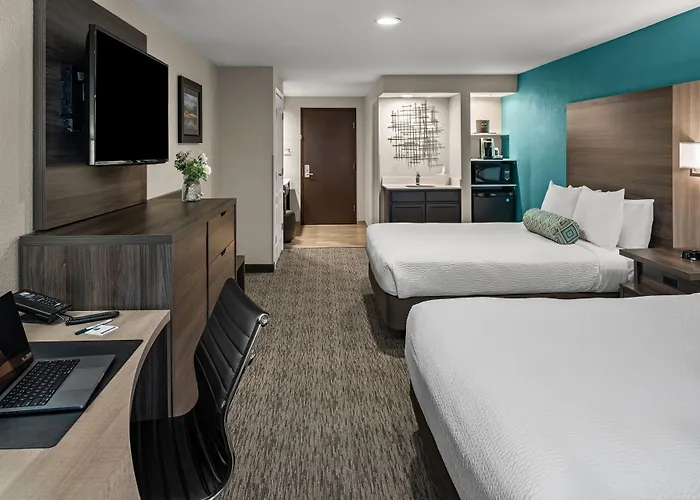 Yosemite Southgate Hotel & Suites