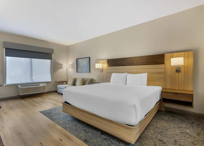 Best Western Plus Orlando East - Ucf Area