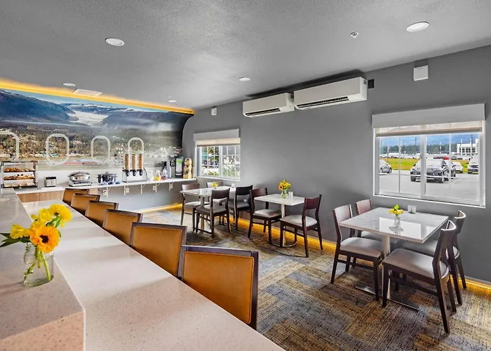 Aviator Suites Hotel Juneau Airport By Aspen Hotels