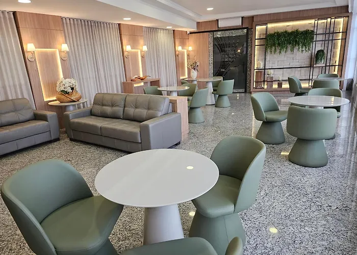 Barbur Center Hotel