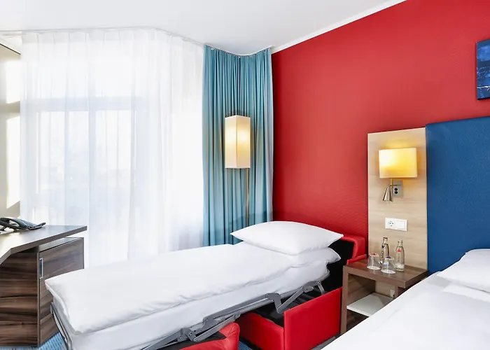 Sunday Hotel Koeln Bruehl