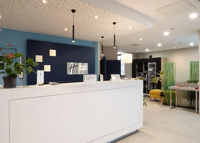 Holiday Inn Express Amiens By Ihg