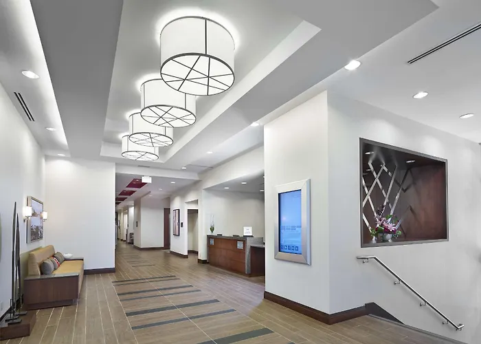 Hampton Inn By Hilton Halifax Downtown