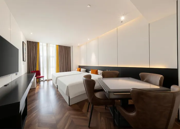 Heonic Art Residence & Suites丨 Signature Family Suites - Free Laundry Luggage Storage -24H Front Desk - Cat Cafe