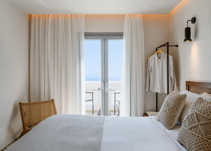 Breaq Santorini - Margarita Hotel