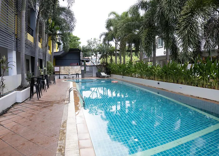 Sb Living Place Hotel Phuket Town
