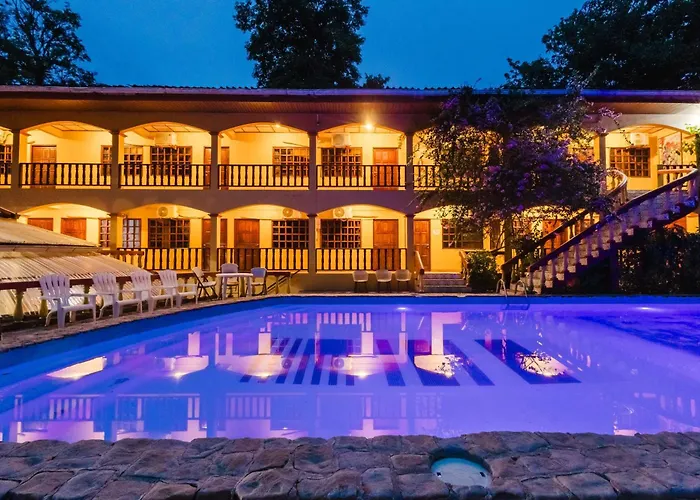 Hotel Tres Banderas