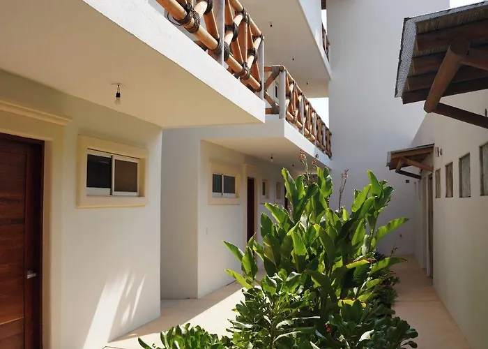 Pacific Dreams Hotel Suites