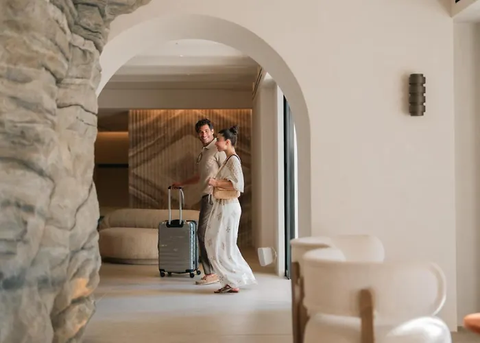 Hotel Senia Naousa 