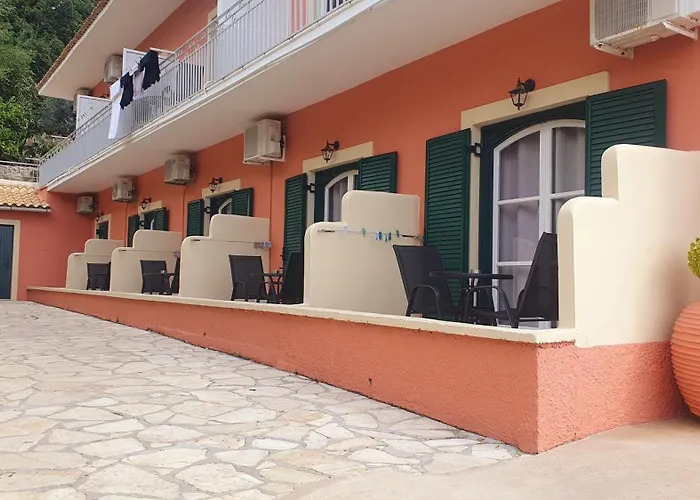 Paleo Inn Hotel