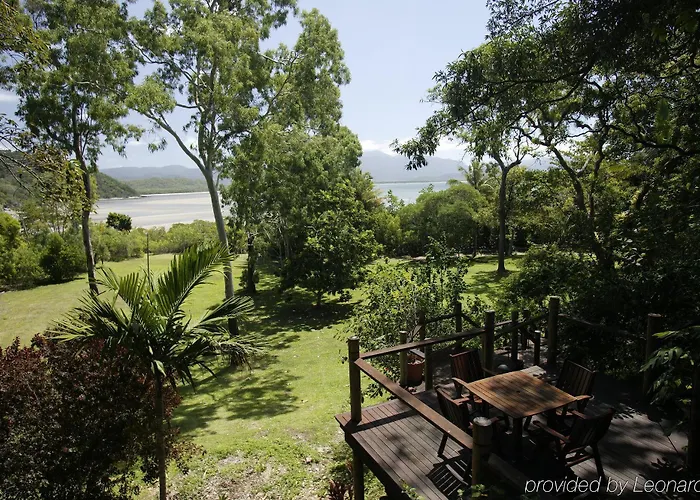 Bloomfield Lodge - Beautifully
